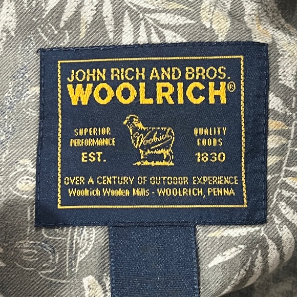 Woolrich Gray Leaf Print Short Sleeve Mens Button Down Shirt - Picture 5 of 5